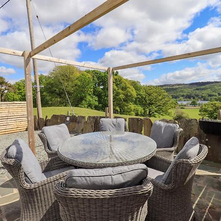 Two Lake View Coniston Bagian luar foto
