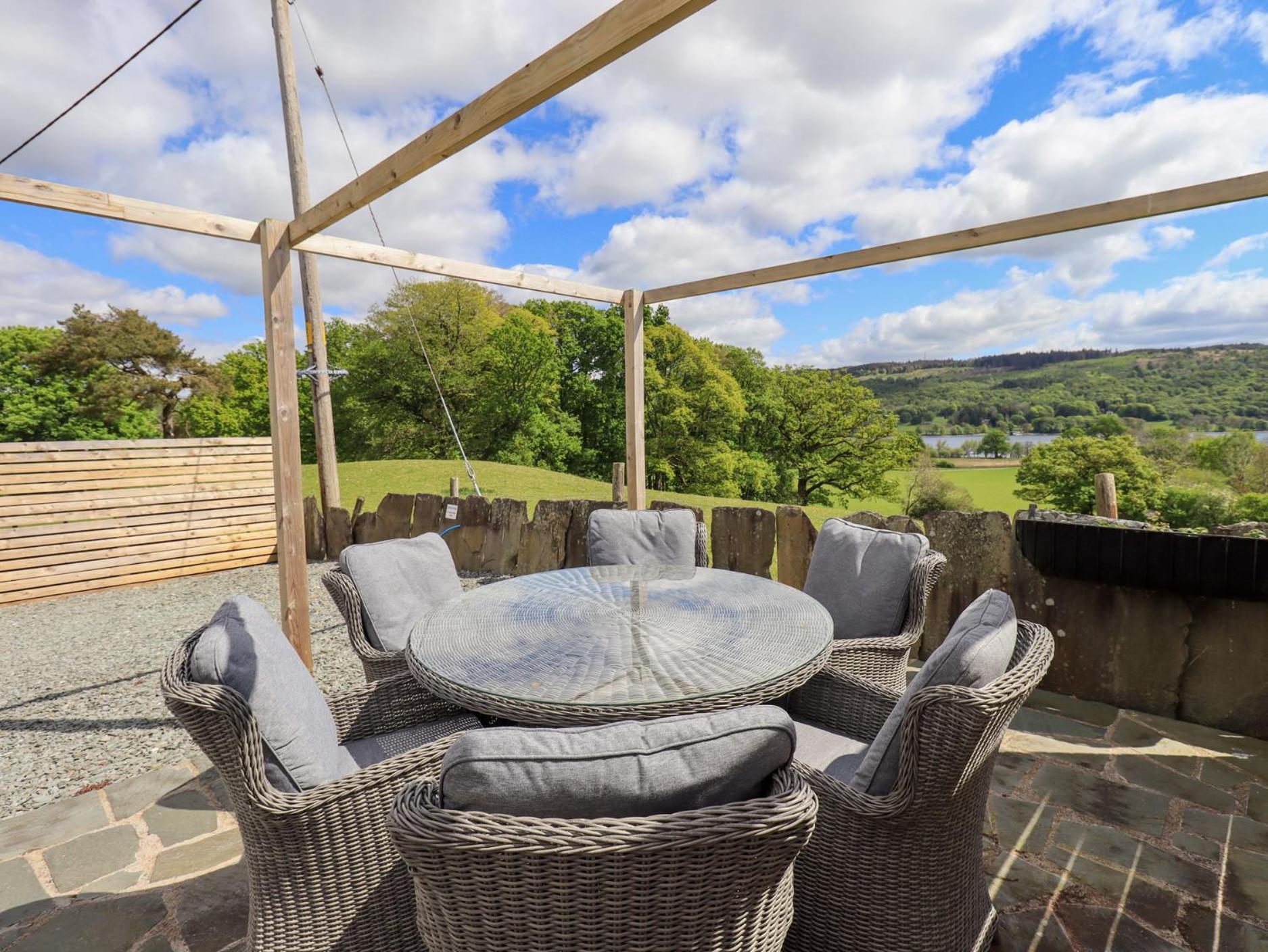 Two Lake View Coniston Bagian luar foto